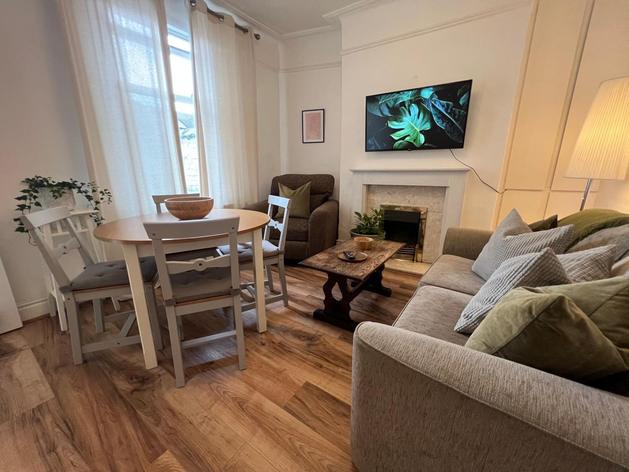 2025 Award Winner Liverpool Ivy House - 4 Bedrooms Esterno foto