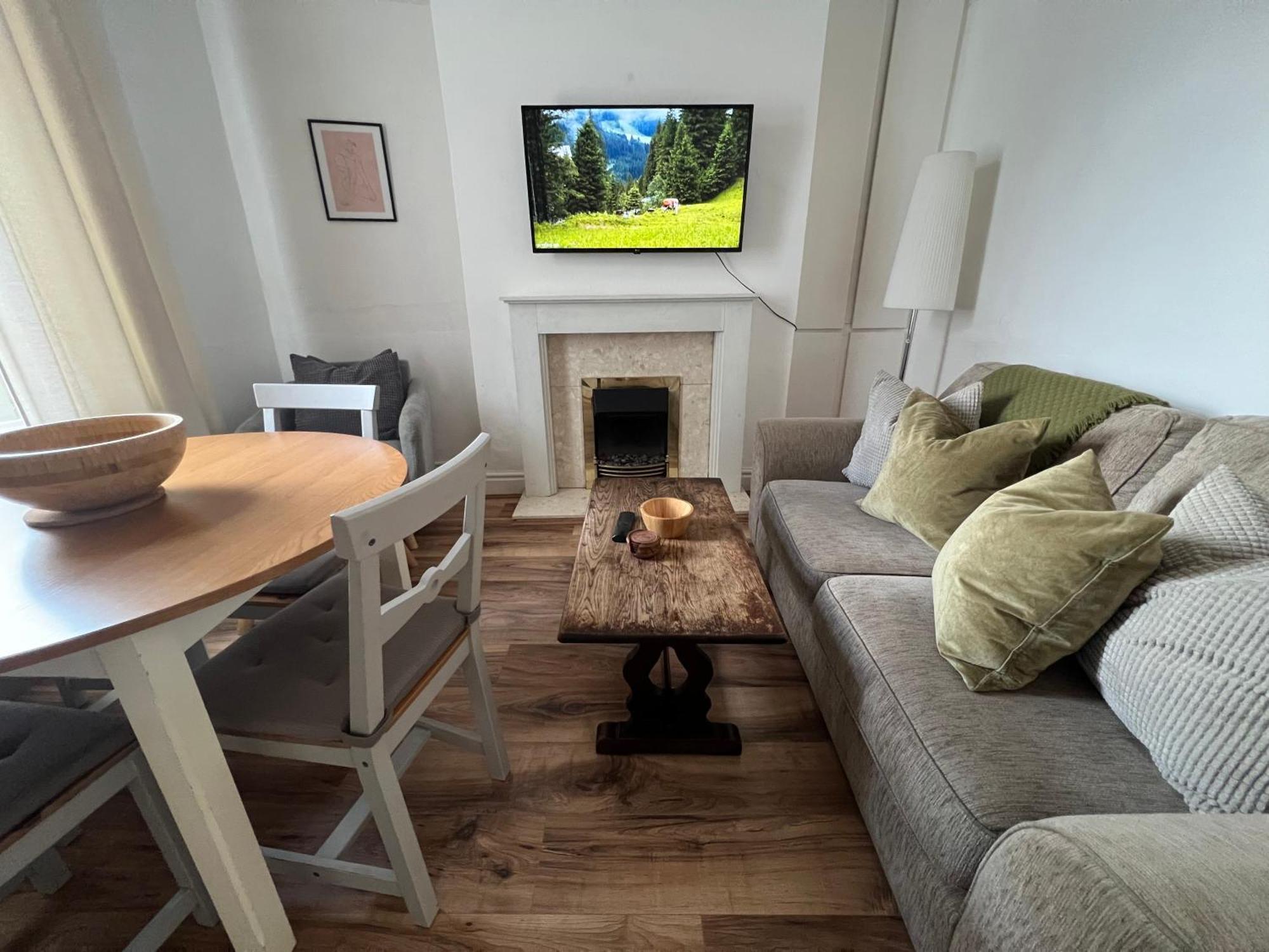 2025 Award Winner Liverpool Ivy House - 4 Bedrooms Esterno foto